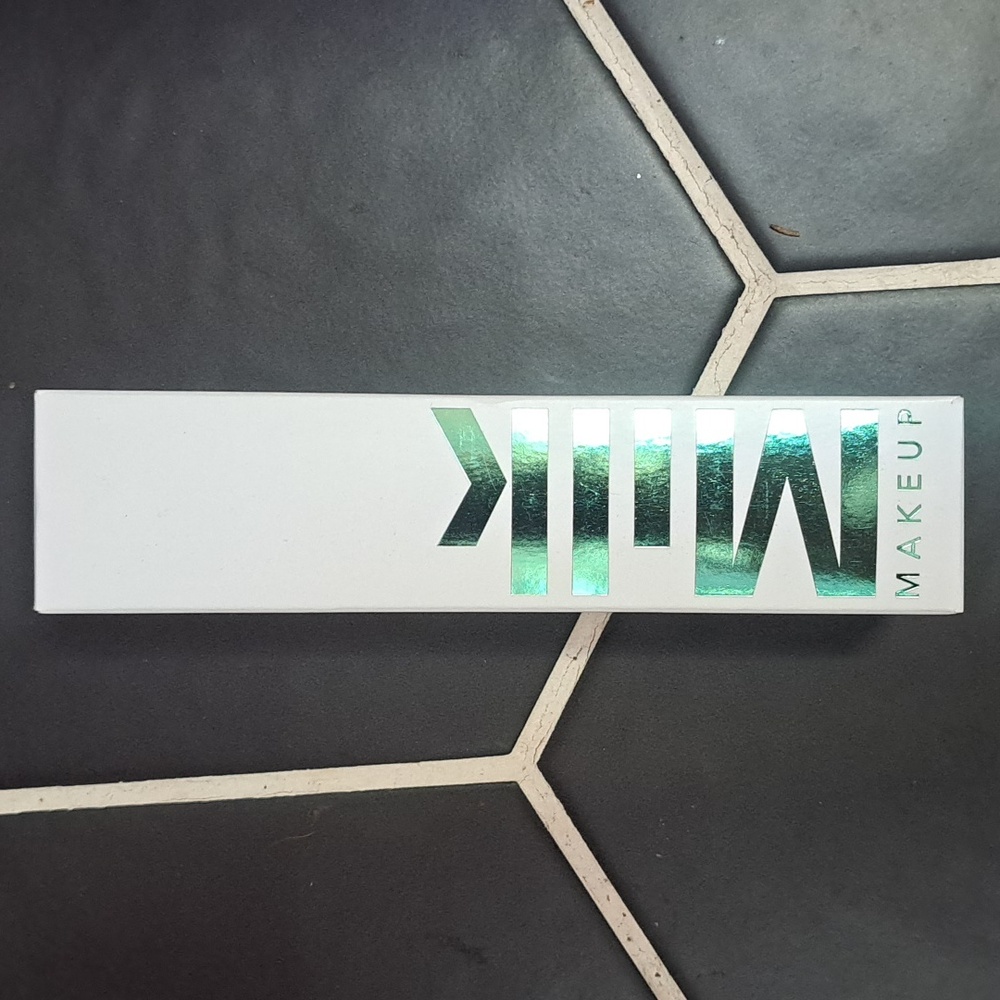 Milk Makeup Hydro Grip Set and Refresh Spray 100ml